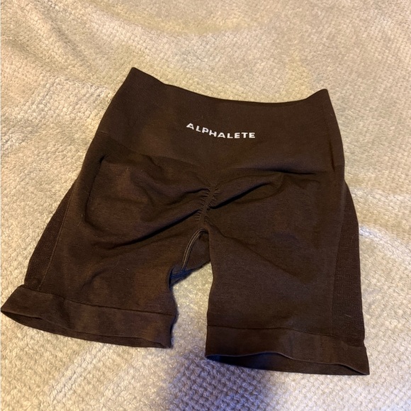Alphalete Pants - Amplify Contour Short 5" - Cashmere, Like New
